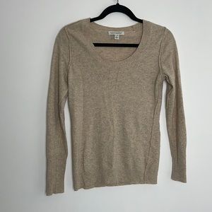 Banana republic neural beige sweater size petite small